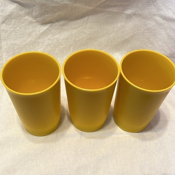 Vintage Tupperware Juice Tumblers #1320 8 oz. Harvest Colors Set Of 9 - Picture 4 of 6